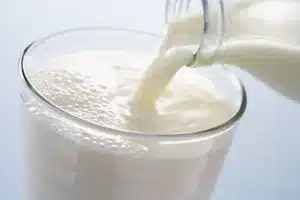 Milk दूध खरंच शुद्ध आहे