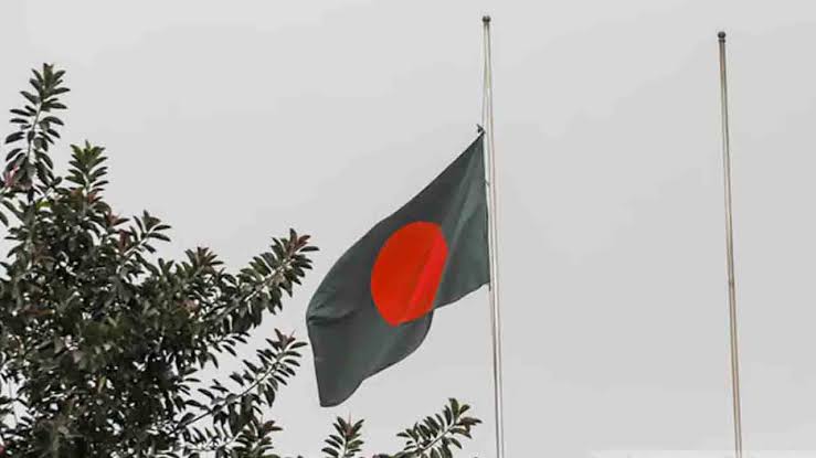 ২১ শে ফেব্রুয়ারি পতাকা উত্তোলনের নিয়ম